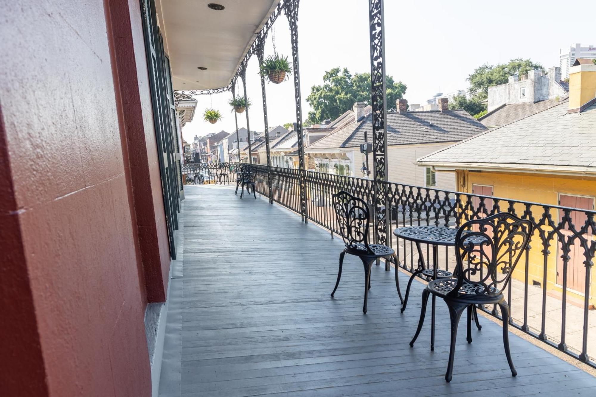 Inn On St. Peter, A French Quarter Guest Houses Property New Orleans Exterior photo