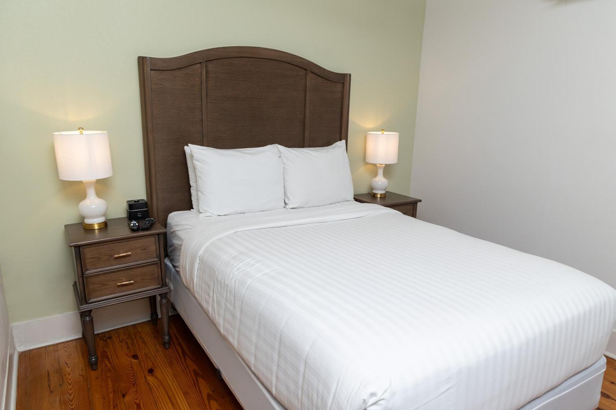 Inn On St. Peter, A French Quarter Guest Houses Property New Orleans Exterior photo
